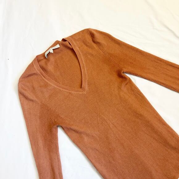 Cashmere Sweater - Picture 2 of 5